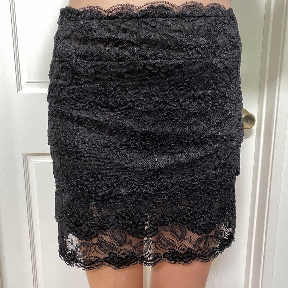 Black Brandy Melville Lace Mini Skirt (One Size)